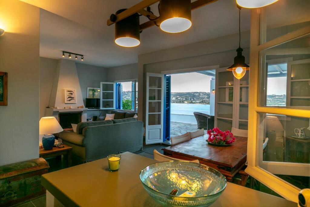 Retreat By The Sea With Pool In Porto Cheli